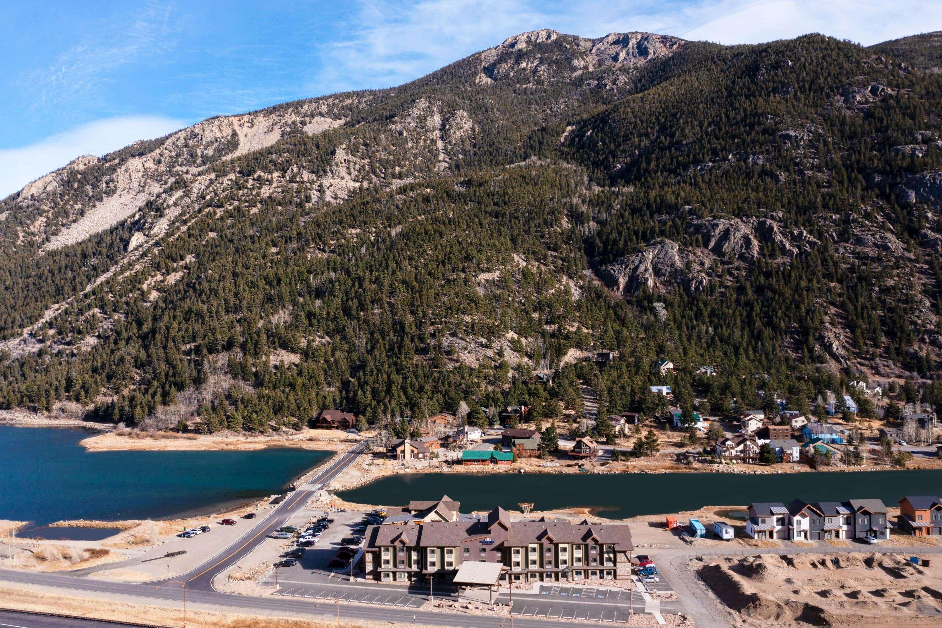 Microtel Inn & Suites By Wyndham Georgetown Lake Exterior photo